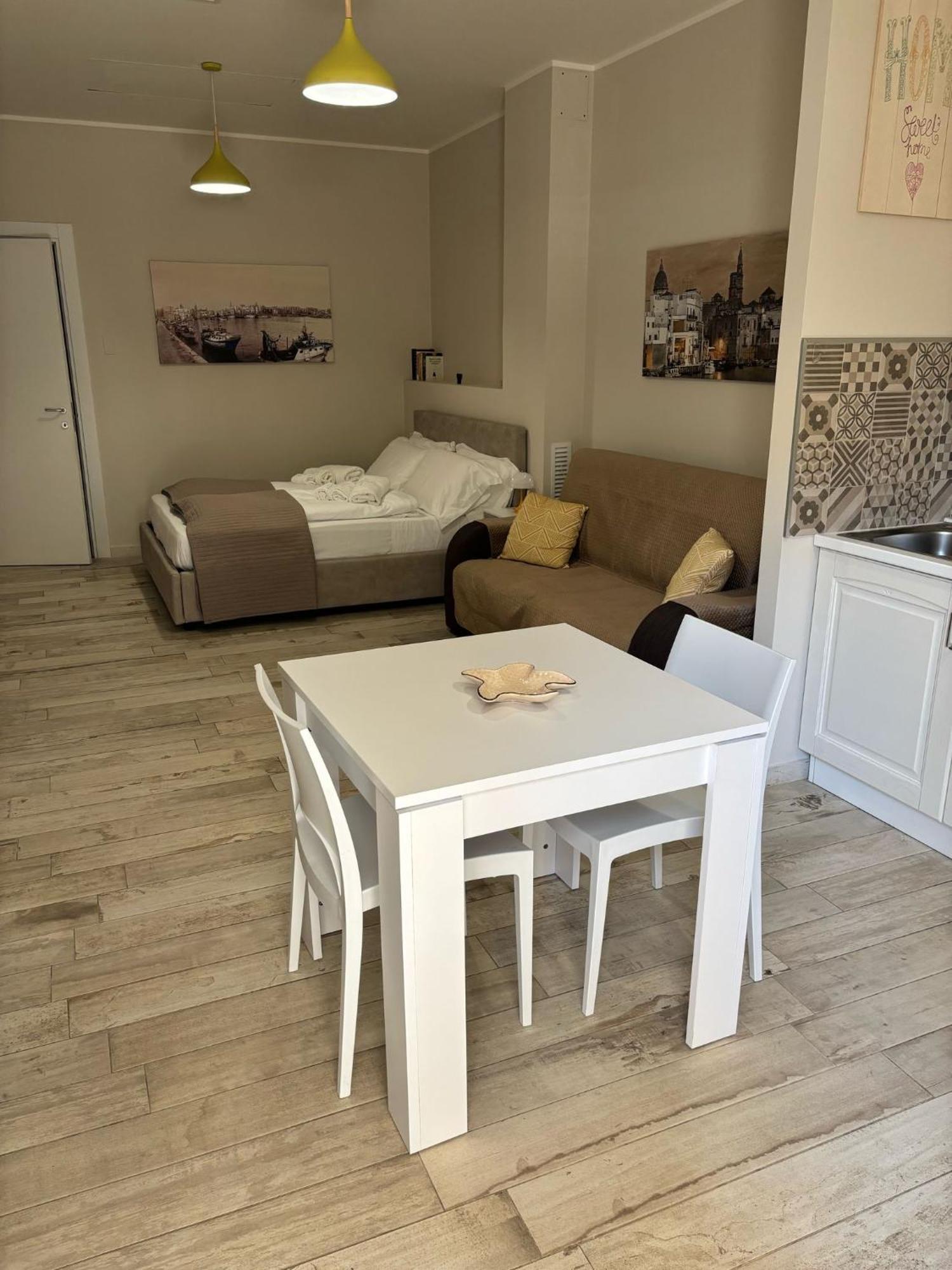 Appartamento Con Patio Monopoli Exterior foto